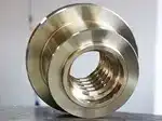 Tuercas de bronce